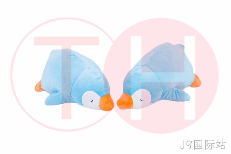 利用毛绒玩具模仿社会百态
